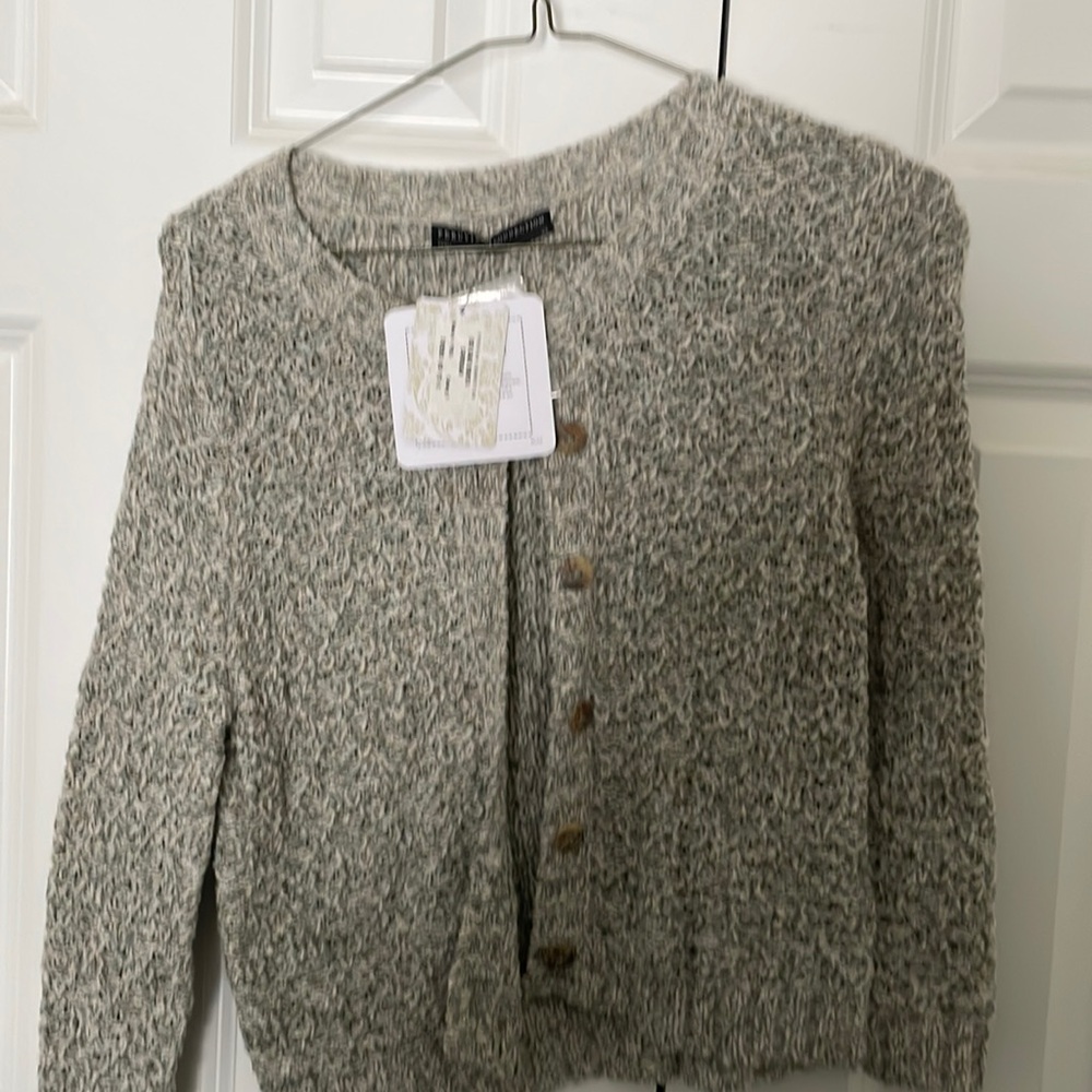 Perivan connection sweater xs never worn with tags